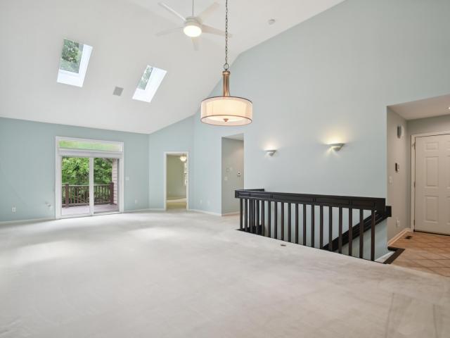 Condo for sale in Adrian