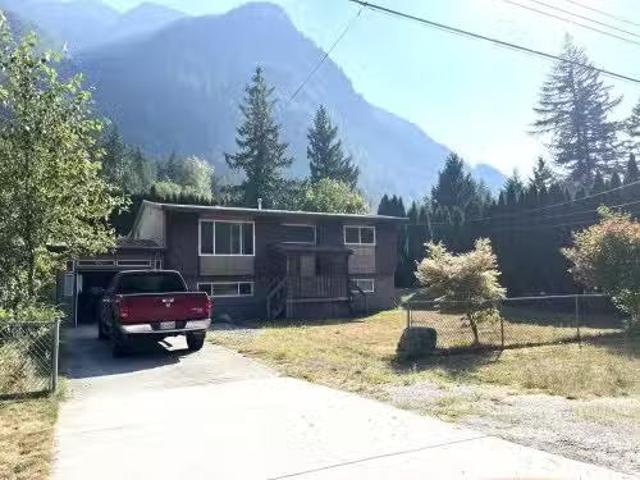 House for sale in Hope, British Columbia