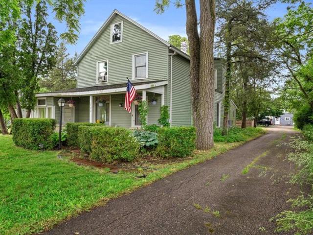 House for sale in Lake Geneva, Wisconsin