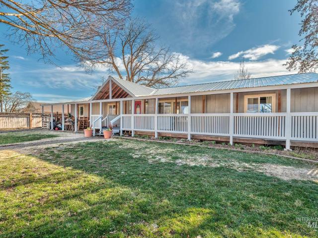 House for sale in Cambridge, Idaho