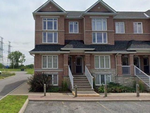 Townhouse for rent in Mulhurst Bay, Ontario