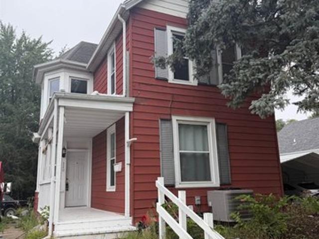 House for sale in Valley View, Dubuque