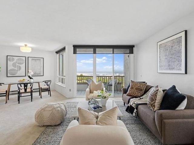 Condo for sale in San Mateo, California
