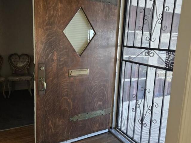 House for sale in South Park, Los Angeles