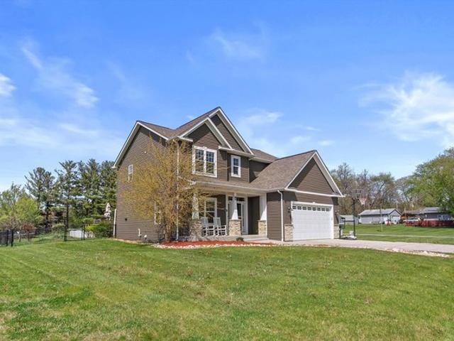 House for sale in Twin Lakes, Wisconsin