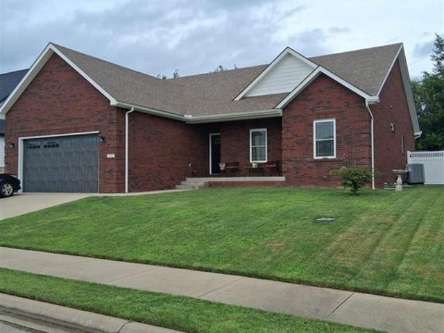 House for sale in Cecilia, Kentucky