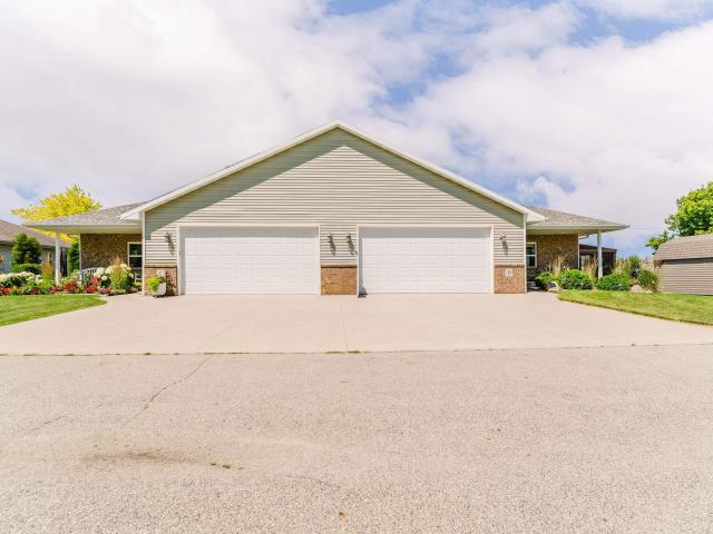 House for sale in Little Chute, Wisconsin