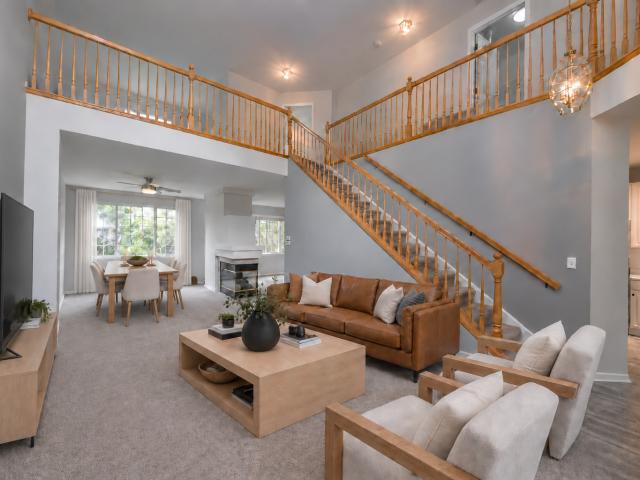 Townhouse for sale in Warrenville, Illinois