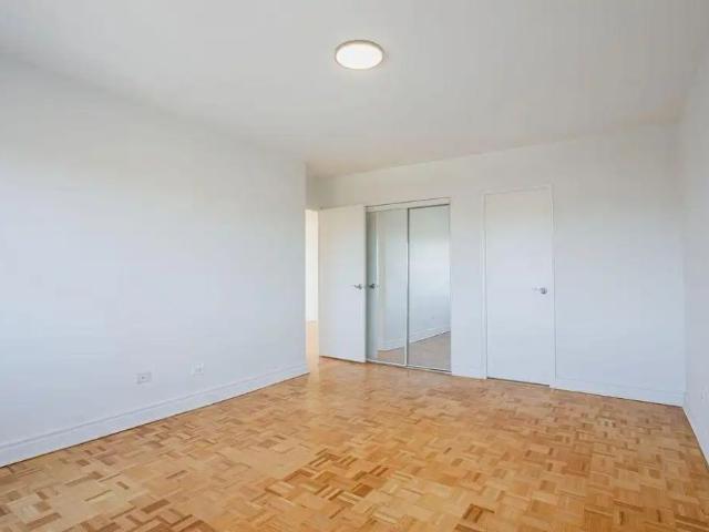 Apartment for rent in Côte-des-Neiges–Notre-Dame-de-Grâce, Montréal