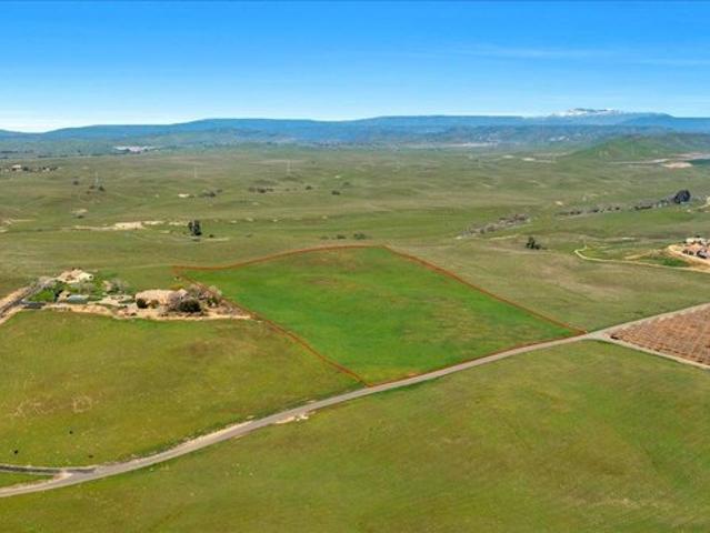 Land for sale in Clovis, Fresno County
