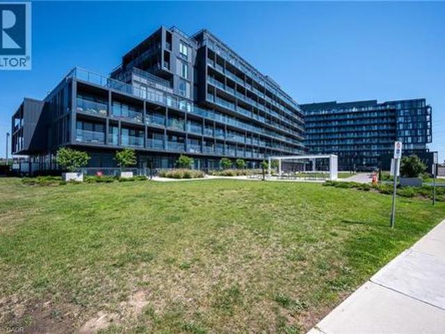 Condo for sale in Burlington, Ontario