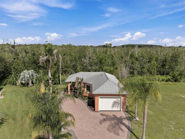 House for sale in Polk City, Florida