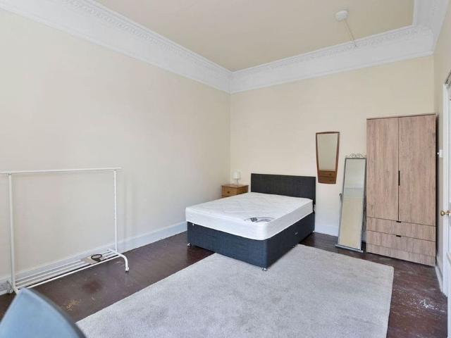 Apartment for rent in Marchmont, Scotland