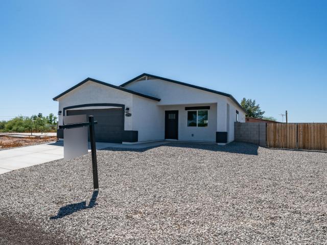 House for sale in Wittmann, Arizona