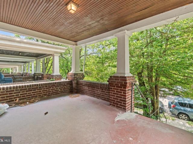 House for sale in Gibsonton, Maryland