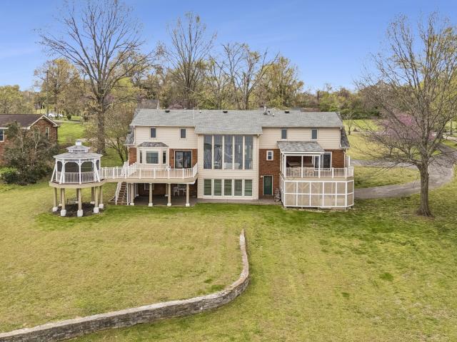 House for sale in Lakewood, Nashville
