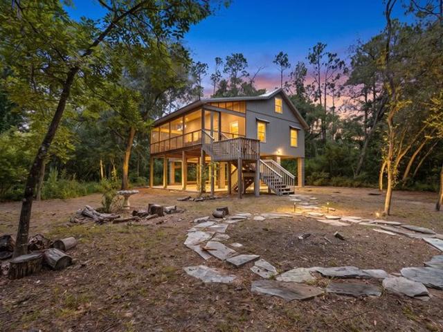 House for sale in Lee, Florida