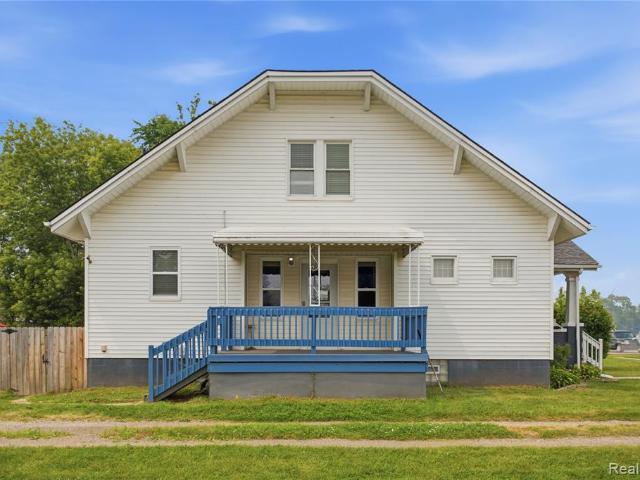 House for sale in Fraser, Michigan
