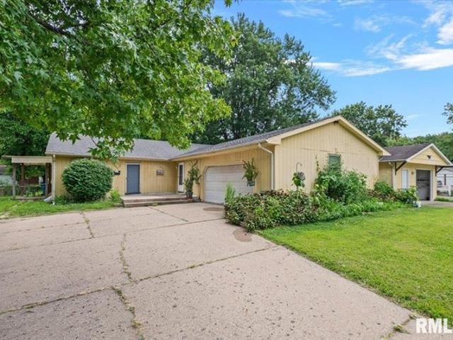 House for sale in Springfield, Illinois