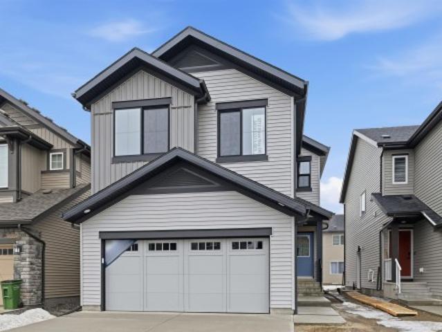 House for sale in Wedgewood, Alberta