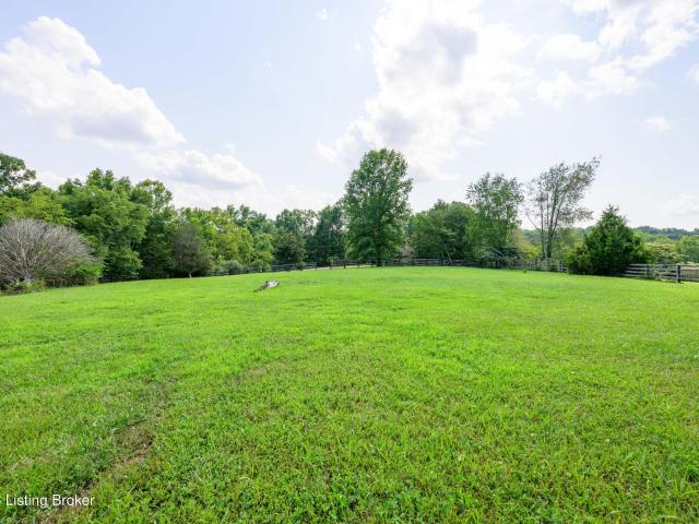 House for sale in La Grange, Kentucky