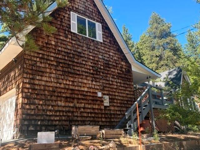 House for sale in Green Valley Lake, California