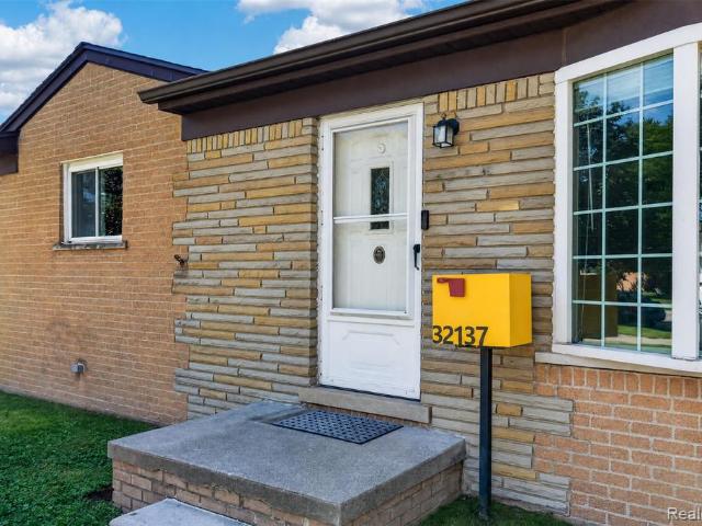 House for sale in Livonia, Michigan