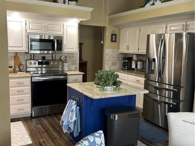 Townhouse for sale in Oak Creek, Platte City