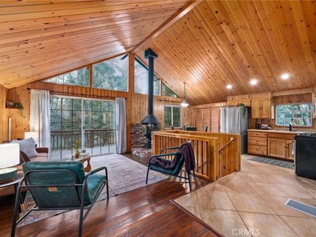 House for sale in Green Valley Lake, California
