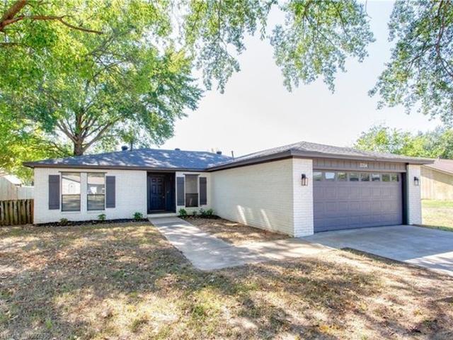 House for sale in Fort Smith, Sebastian County