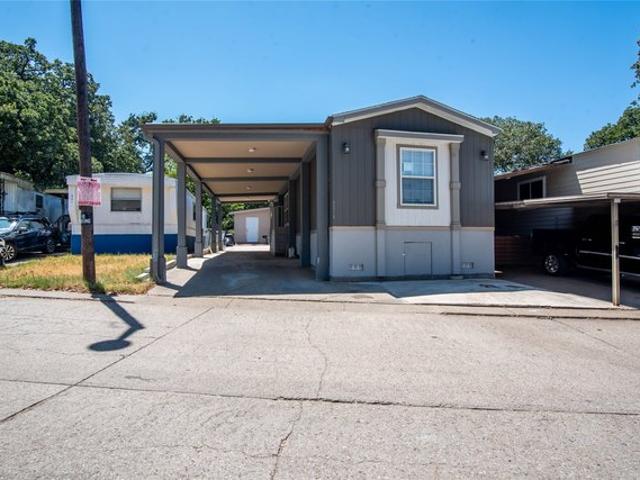 House for sale in Grand Prairie, Texas