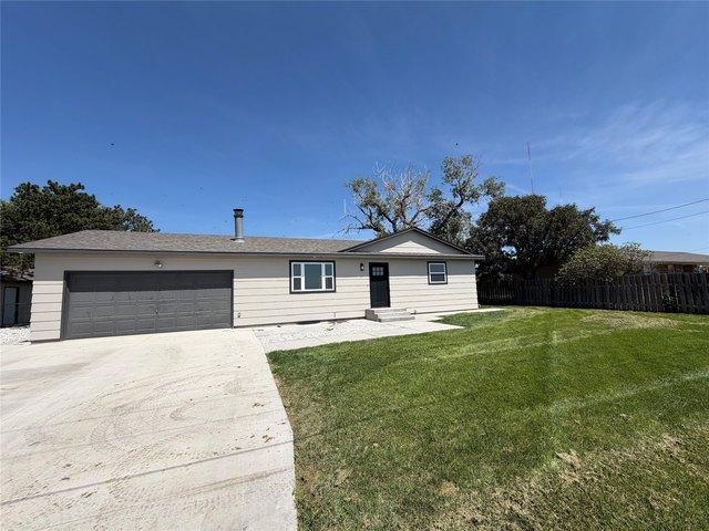 House for sale in Garden City, Finney County