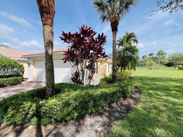 House for sale in Villagewalk, Wellington