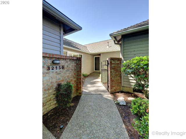 House for sale in Oregonia