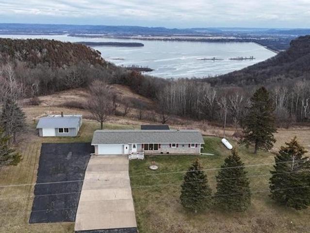 House for sale in La Crescent, Minnesota
