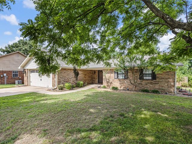 House for sale in Ark