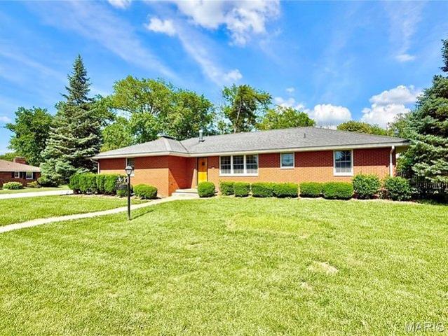 House for sale in Godfrey, Illinois