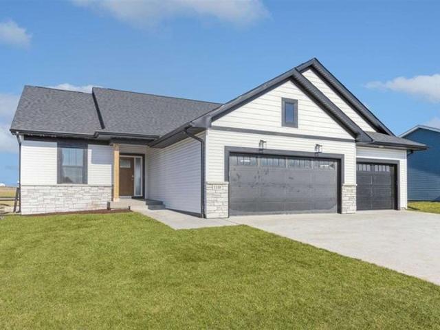 House for sale in Linn, Iowa