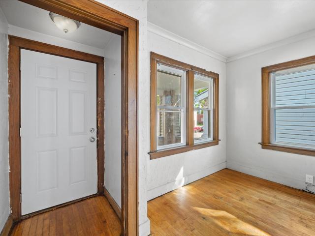 House for sale in Roosevelt Grove, Milwaukee