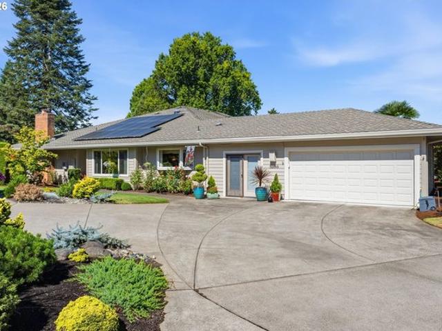 Townhouse for sale in Oregonia