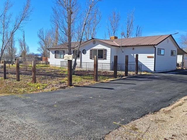 House for sale in Iron, Utah