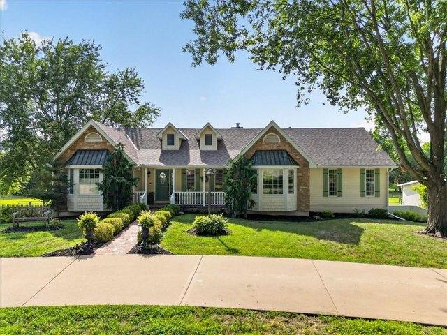 House for sale in Grain Valley, Missouri
