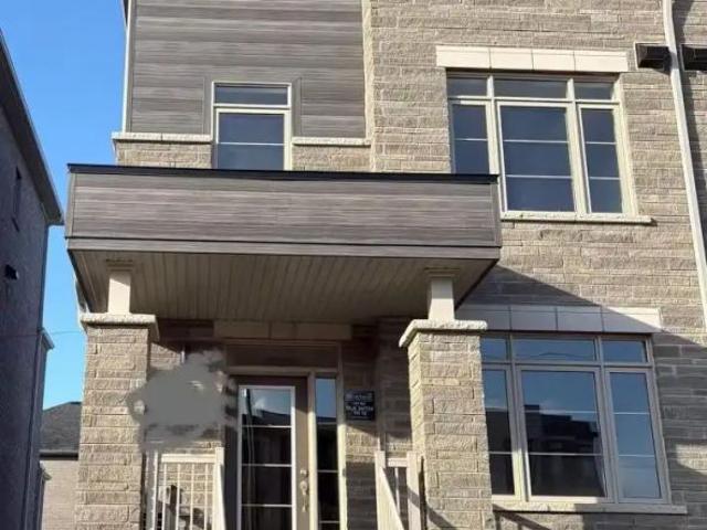 Townhouse for rent in Oakville, Golden Horseshoe