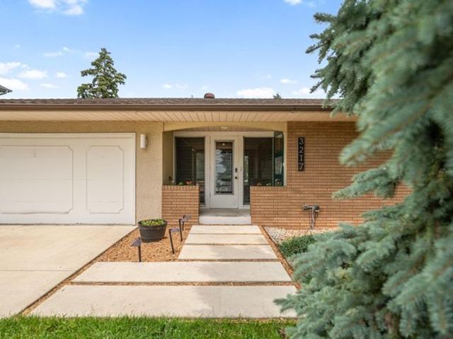 House for sale in Hennepin, Minnesota