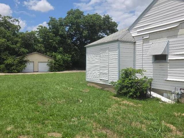 Commercial for sale in Haltom City, Texas