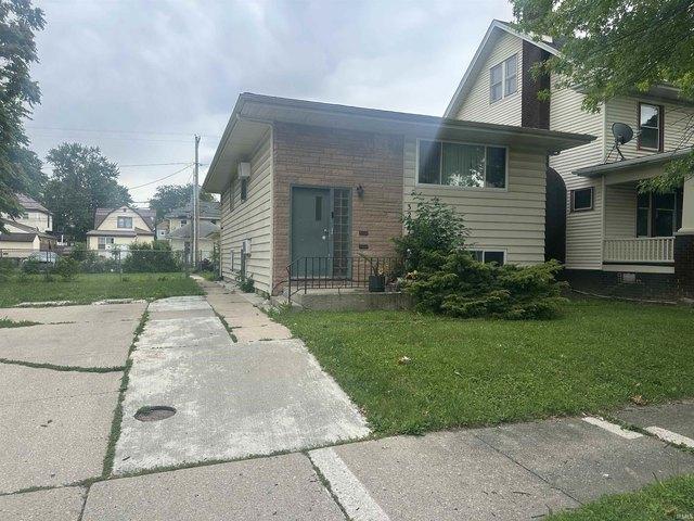 House for sale in Fort Wayne, Indiana