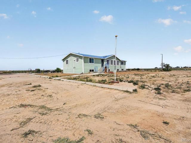 House for sale in Keenesburg, Colorado