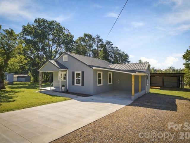 House for sale in Valdese, Burke County