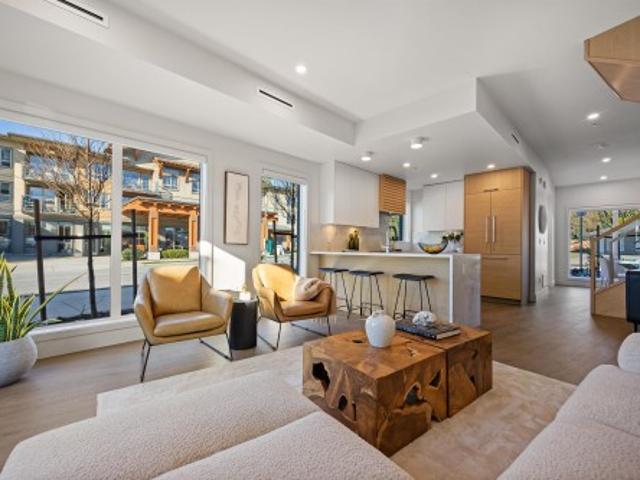 Townhouse for sale in Edgemont Village, Metro Vancouver Regional District