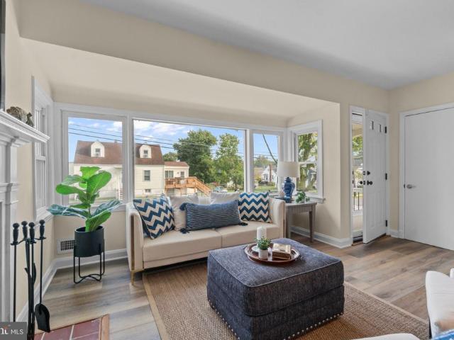 House for sale in Rollins View Green, Parkville
